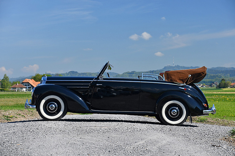 Mercedes 220 Cabriolet B_19(1)